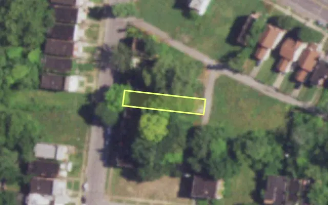 Aerial view of 1216 WALTON AV — vacant lot, St. Louis with approximate parcel outline