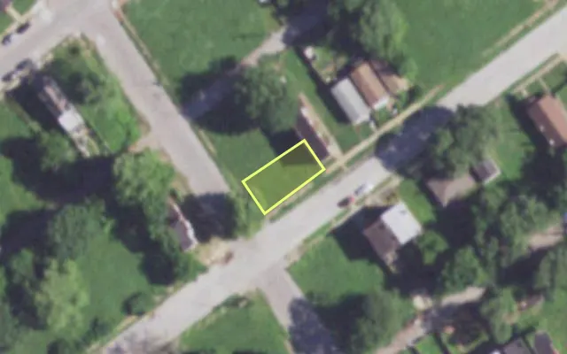 Aerial view of 5102 EMILY ST — vacant lot, St. Louis with approximate parcel outline
