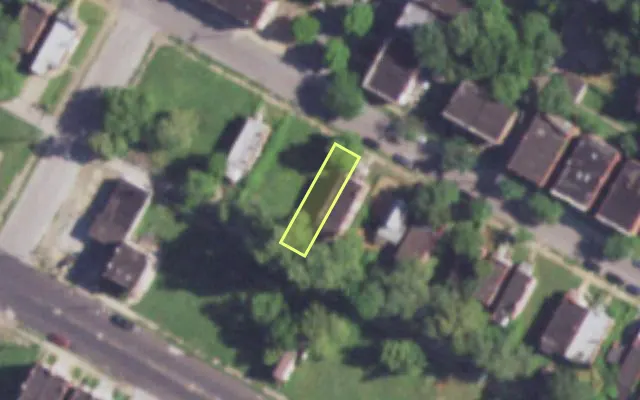 Aerial view of 4264 W PENROSE ST — vacant lot, St. Louis with approximate parcel outline