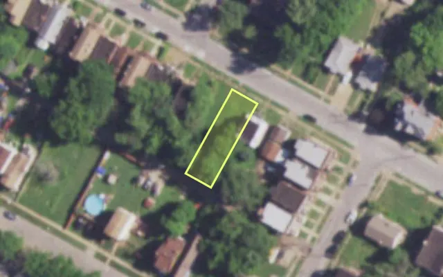 Aerial view of 4616 MARGARETTA AV — vacant lot, St. Louis with approximate parcel outline