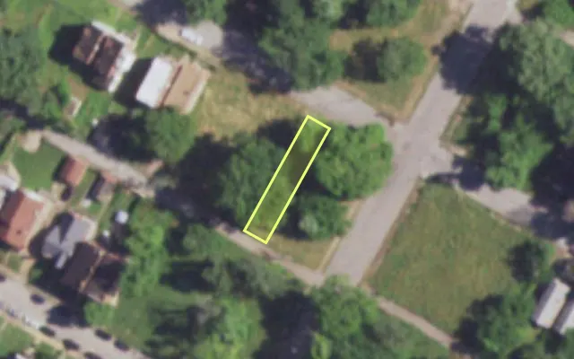 Aerial view of 4308 GARFIELD AV — vacant lot, St. Louis with approximate parcel outline