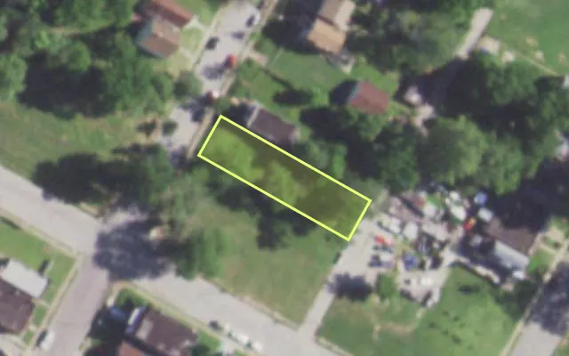 Aerial view of 2510 SEMPLE AV — vacant lot, St. Louis with approximate parcel outline