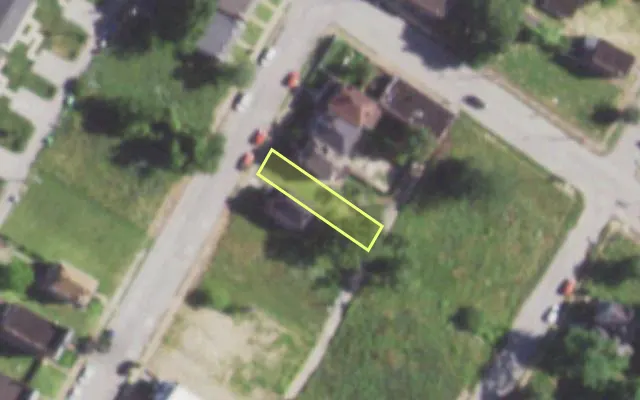 Aerial view of 1388 BELT AV — vacant lot, St. Louis with approximate parcel outline