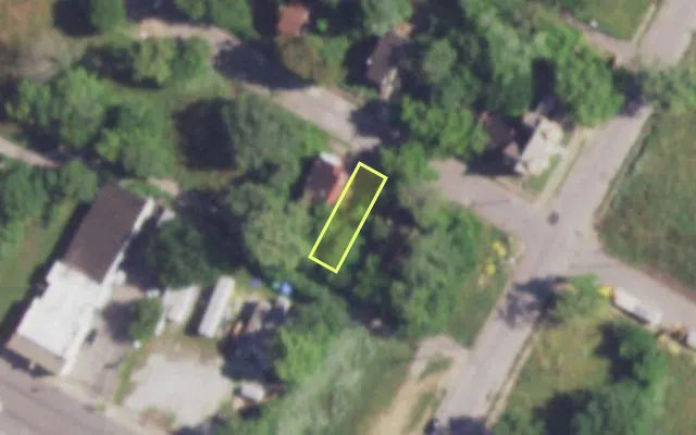 Aerial view of 4214 ALDINE AV — vacant lot, St. Louis with approximate parcel outline