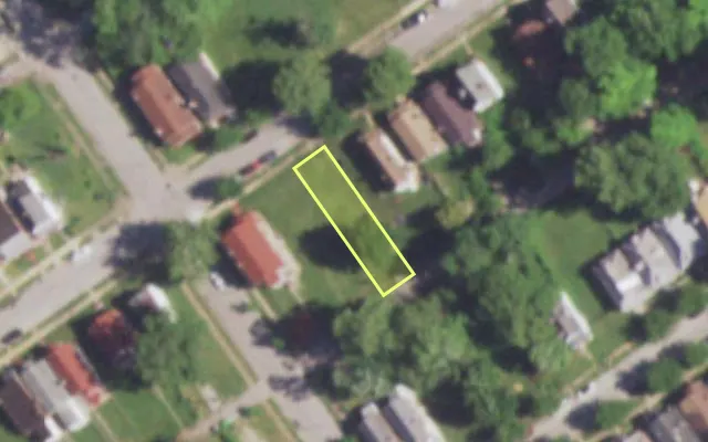 Aerial view of 5308 ARLINGTON AV — vacant lot, St. Louis with approximate parcel outline