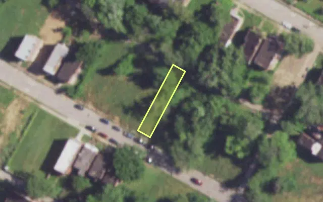 Aerial view of 4235 W ALDINE AV — vacant lot, St. Louis with approximate parcel outline