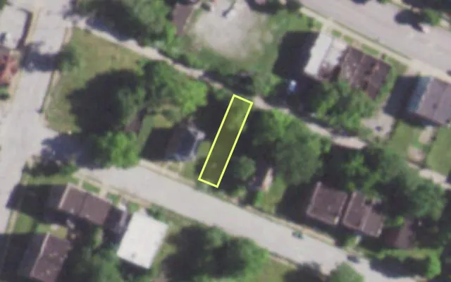 Aerial view of 5079 WELLS AV — vacant lot, St. Louis with approximate parcel outline