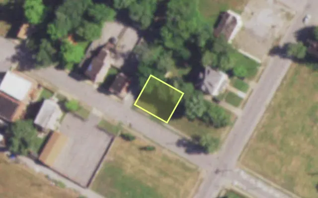 Aerial view of 4511 ALDINE AV — vacant lot, St. Louis with approximate parcel outline