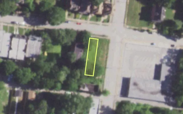 Aerial view of 5102 KENSINGTON AV — vacant lot, St. Louis with approximate parcel outline