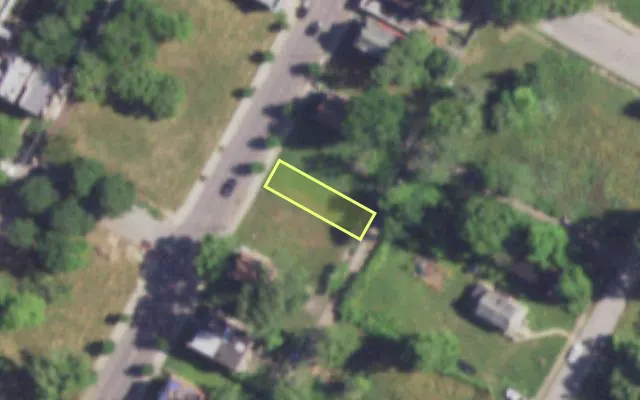 Aerial view of 3206 N NEWSTEAD AV — vacant lot, St. Louis with approximate parcel outline