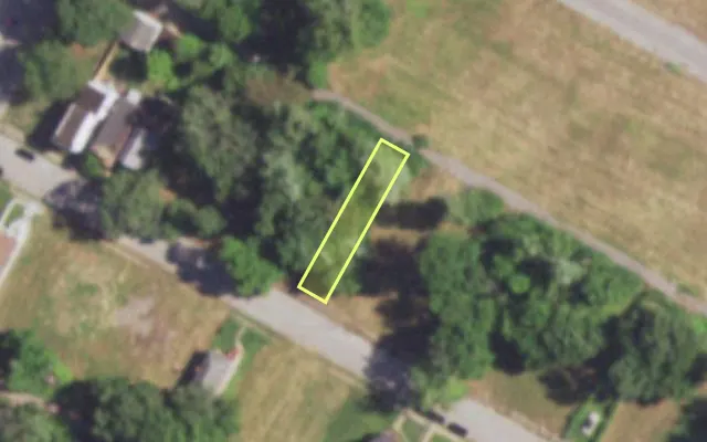 Aerial view of 4555 COTTAGE AV — vacant lot, St. Louis with approximate parcel outline