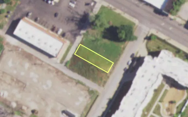 Aerial view of 1427 PENDLETON AV — vacant lot, St. Louis with approximate parcel outline
