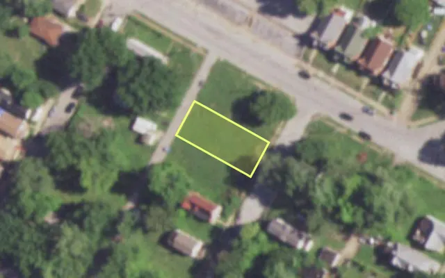 Aerial view of 4135 WALBRIDGE PL — vacant lot, St. Louis with approximate parcel outline