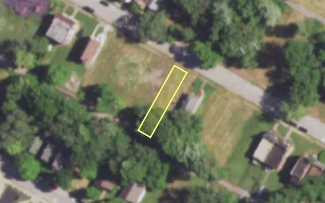 Aerial view of 4560 COTTAGE AV — vacant lot, St. Louis with approximate parcel outline