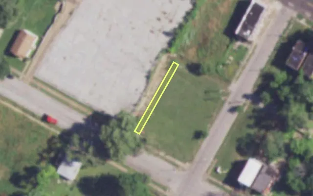 Aerial view of 4209 W MAFFITT AV — vacant lot, St. Louis with approximate parcel outline