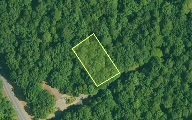 Aerial view of GARLAND County parcel 62072 — Arkansas post-auction with approximate parcel outline