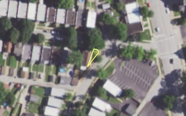 Aerial view of 4920 SCHOLLMEYER AV — vacant lot, St. Louis with approximate parcel outline