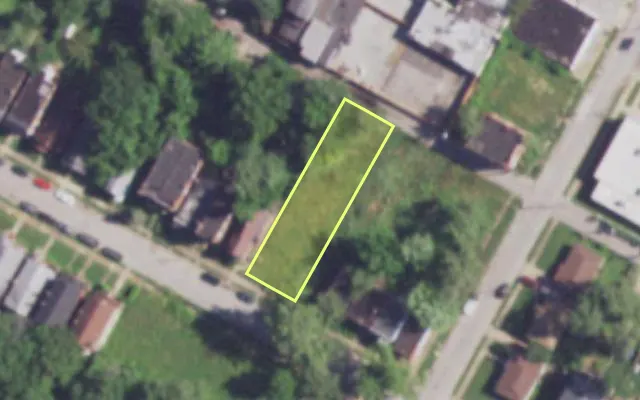 Aerial view of 4215 LEXINGTON AV — vacant lot, St. Louis with approximate parcel outline