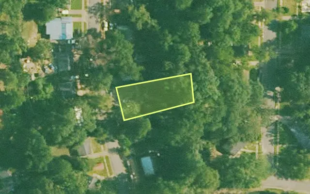 Aerial view of OUACHITA County parcel 722-00124-000R — Arkansas post-auction with approximate parcel outline
