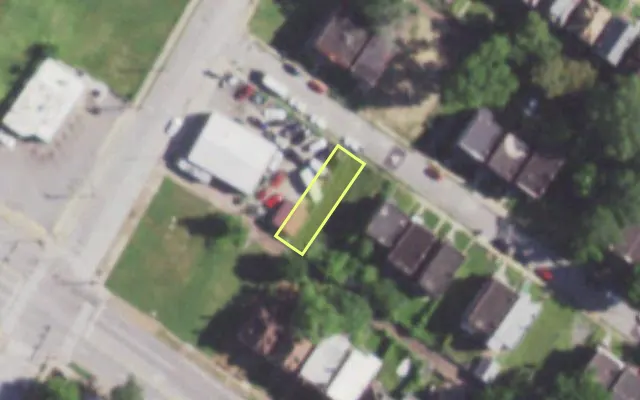 Aerial view of 5980 HAMILTON TER — vacant lot, St. Louis with approximate parcel outline