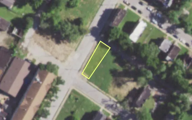 Aerial view of 5985 COTE BRILLIANTE AV — vacant lot, St. Louis with approximate parcel outline