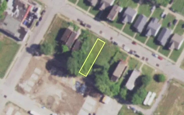 Aerial view of 3636 COTE BRILLIANTE AV — vacant lot, St. Louis with approximate parcel outline