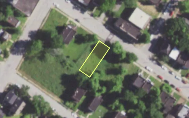 Aerial view of 5876 RIDGE AV — vacant lot, St. Louis with approximate parcel outline