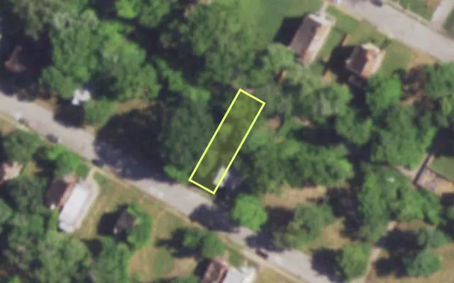 Aerial view of 4537 COTE BRILLIANTE AV — vacant lot, St. Louis with approximate parcel outline