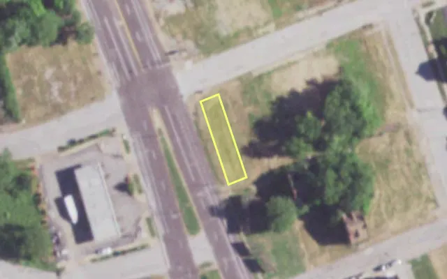 Aerial view of 1456 MADISON ST — vacant lot, St. Louis with approximate parcel outline