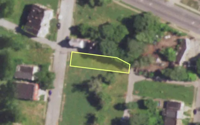 Aerial view of 1356 BAYARD AV — vacant lot, St. Louis with approximate parcel outline