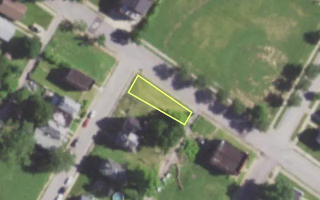 Aerial view of 1446 TEMPLE PL — vacant lot, St. Louis with approximate parcel outline