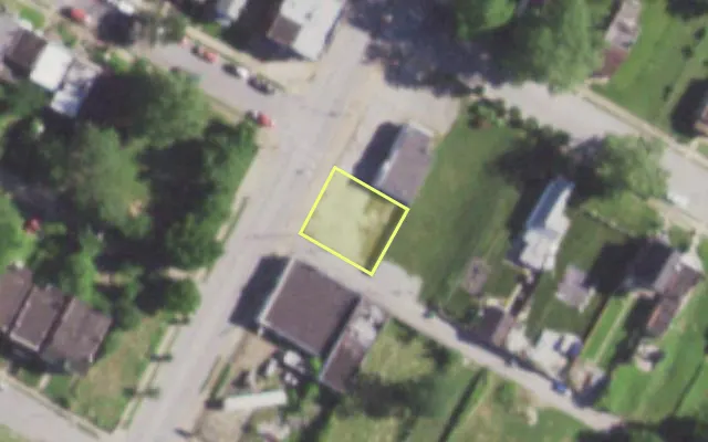 Aerial view of 1956 GOODFELLOW BLVD — vacant lot, St. Louis with approximate parcel outline