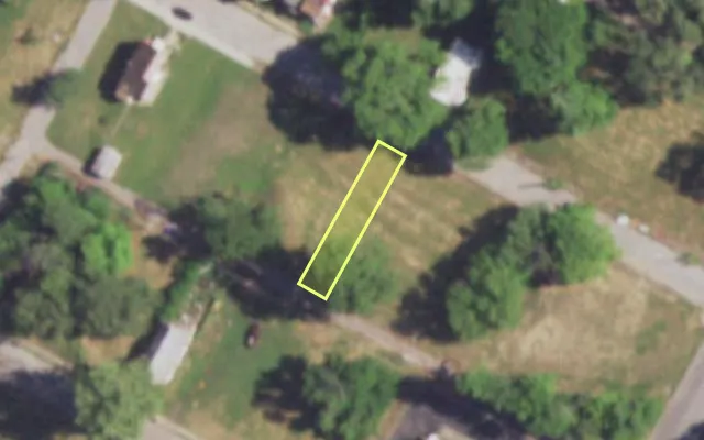 Aerial view of 4428 COTE BRILLIANTE AV — vacant lot, St. Louis with approximate parcel outline
