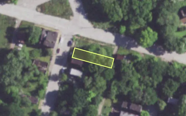 Aerial view of 3256 N 20TH ST — vacant lot, St. Louis with approximate parcel outline