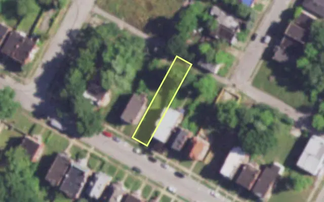Aerial view of 4231 LABADIE AV — vacant lot, St. Louis with approximate parcel outline