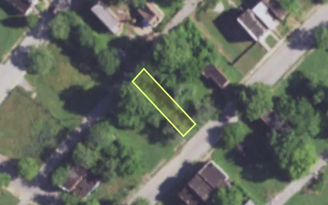 Aerial view of 2217 E COLLEGE AV — vacant lot, St. Louis with approximate parcel outline