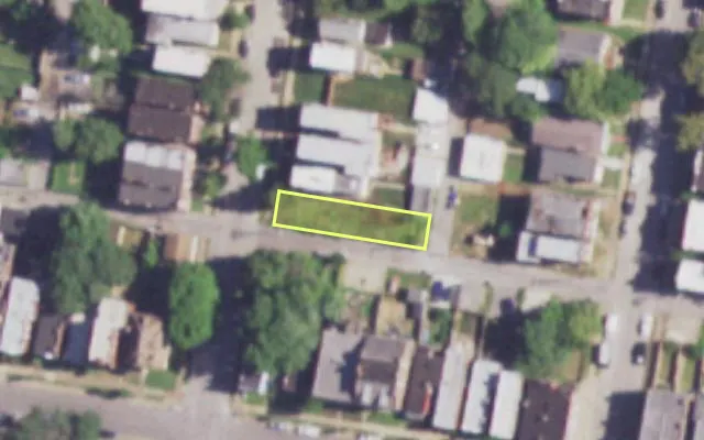 Aerial view of 3190 NEBRASKA AV — vacant lot, St. Louis with approximate parcel outline