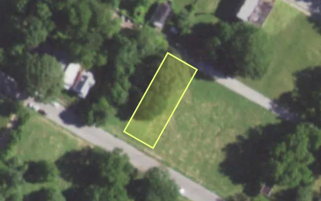 Aerial view of 5705 LOTUS AV — vacant lot, St. Louis with approximate parcel outline