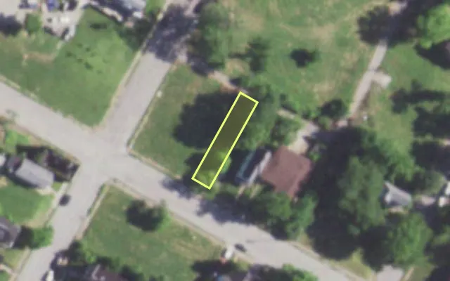 Aerial view of 5383 WABADA AV — vacant lot, St. Louis with approximate parcel outline