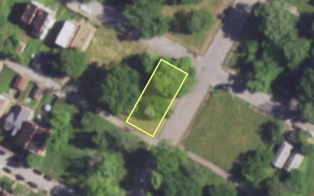 Aerial view of 4300 GARFIELD AV — vacant lot, St. Louis with approximate parcel outline