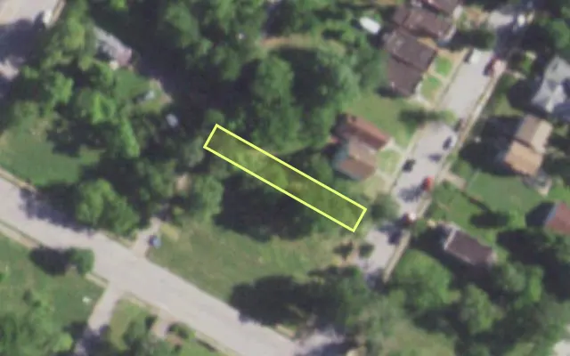 Aerial view of 2511 SEMPLE AV — vacant lot, St. Louis with approximate parcel outline