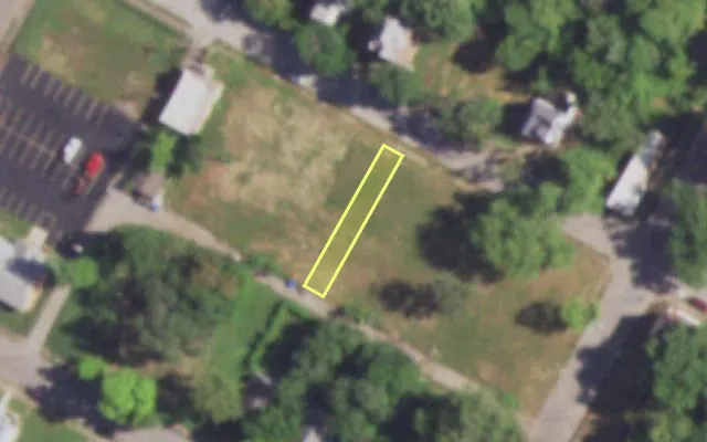 Aerial view of 4644 COTTAGE AV — vacant lot, St. Louis with approximate parcel outline