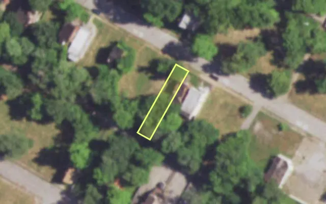 Aerial view of 4532 COTE BRILLIANTE AV — vacant lot, St. Louis with approximate parcel outline
