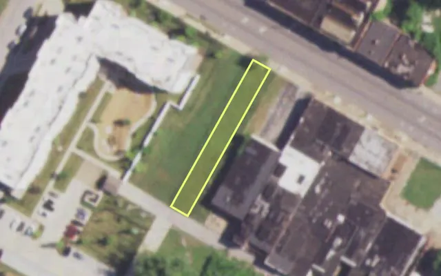 Aerial view of 4228 W DR MARTIN LUTHER KING DR — vacant lot, St. Louis with approximate parcel outline