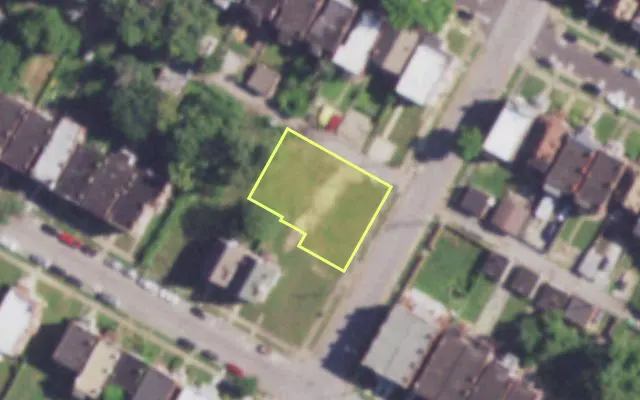 Aerial view of 3009 BISHOP P L SCOTT AV — vacant lot, St. Louis with approximate parcel outline