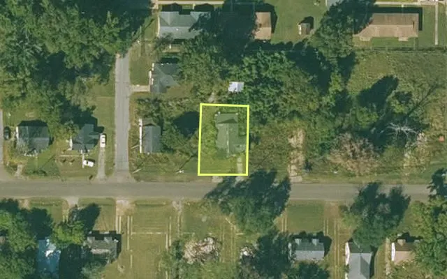 Aerial view of PHILLIPS County parcel 703-01988-000 — Arkansas post-auction with approximate parcel outline