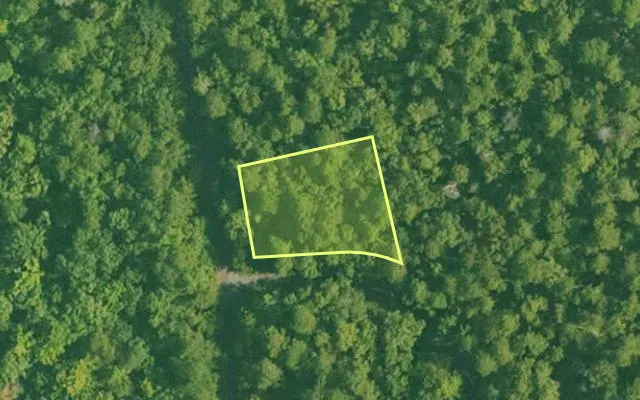 Aerial view of SALINE County parcel 672-00092-000 — Arkansas post-auction with approximate parcel outline