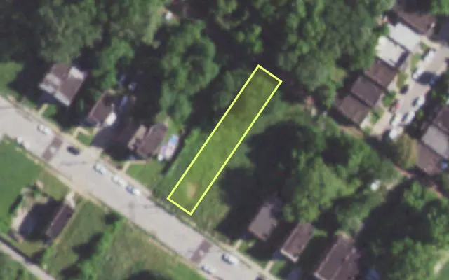 Aerial view of 5957 RIDGE AV — vacant lot, St. Louis with approximate parcel outline