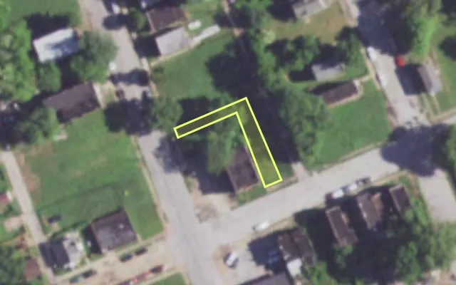 Aerial view of 2117 PENROSE ST — vacant lot, St. Louis with approximate parcel outline