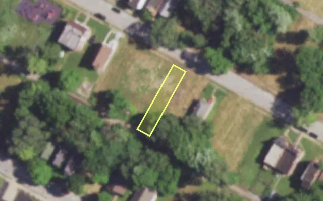 Aerial view of 4562 COTTAGE AV — vacant lot, St. Louis with approximate parcel outline